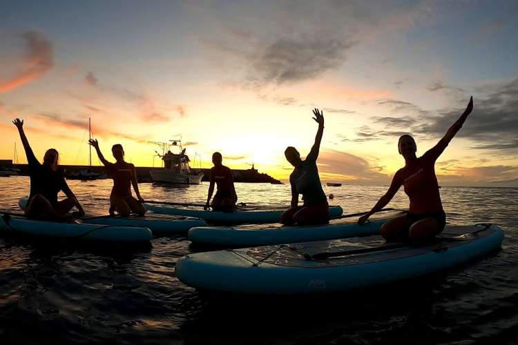 haciendo-padel-surf-al-atardecer-en-gran-canaria-3