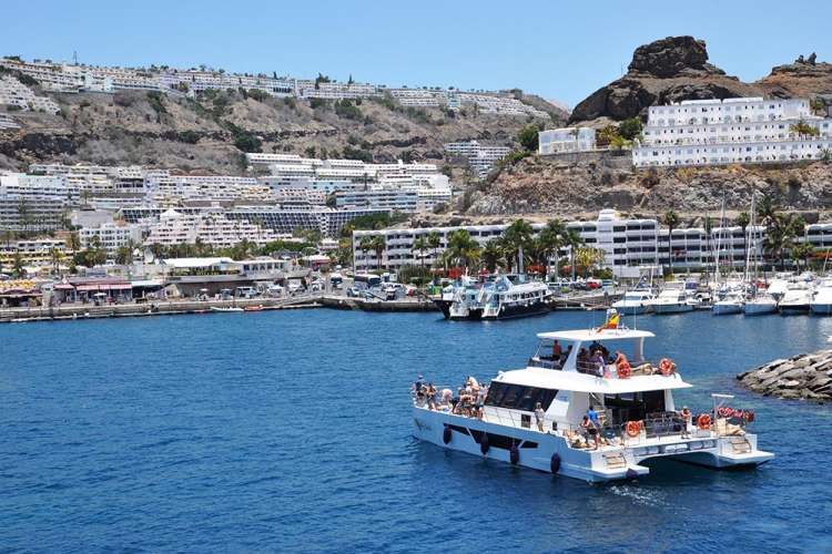 catamaran-puerto